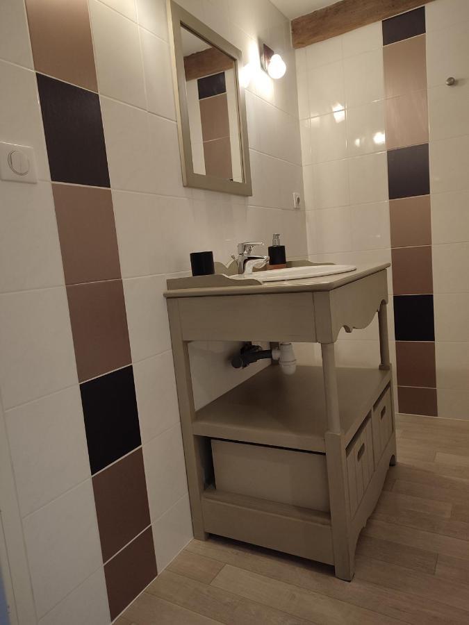 Le Poiré-sur-Vie Chambre D'Hotes La Bardiniere מראה חיצוני תמונה